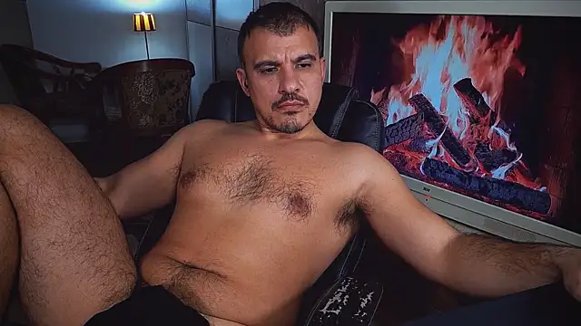 officeman7 online show from January 2025 06:19:01 PM