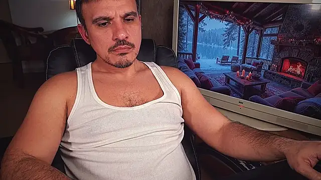 officeman7 online show from February 2025 04:09:02 PM