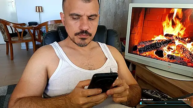 Snapshot of officeman7 chatting on May 2026 01:41:01 PM officeman7 online show from May 2026 01:41:01 PM