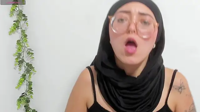 aysel elid online show from February 2025 10:40:01 PM