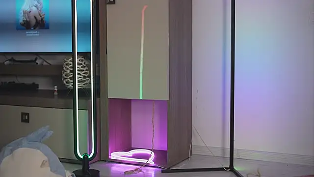 Moan4u online show from October 2025 10:02:02 AM