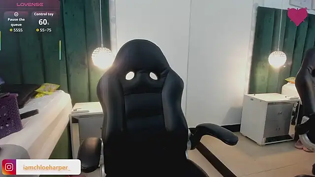 ChloeHarper  online show from September 2025 11:54:02 AM