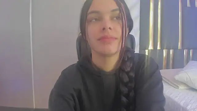 ChloeHarper  online show from July 2026 11:46:02 AM