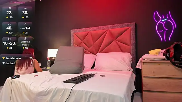 mia milff online show from February 2025 09:15:02 PM