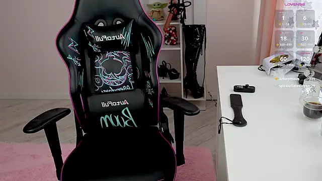 Latex Kitty online show from May 2026 02:36:02 PM