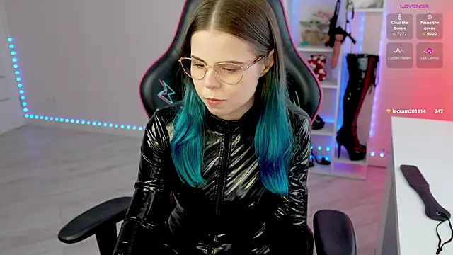 Latex Kitty online show from June 2026 02:52:01 PM