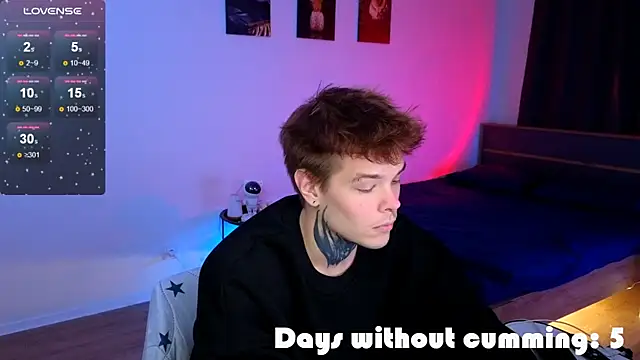 Snapshot of DENIS_HERE chatting on December 2025 10:54:02 AM DENIS HERE online show from December 2025 10:54:02 AM