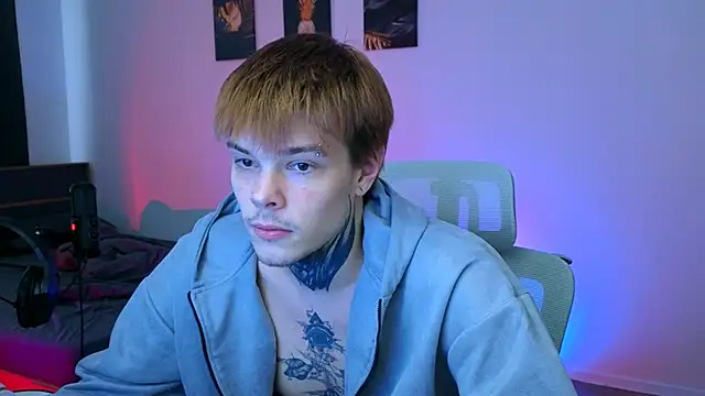 Snapshot of DENIS_HERE chatting on January 2026 09:46:02 AM DENIS HERE online show from January 2026 09:46:02 AM