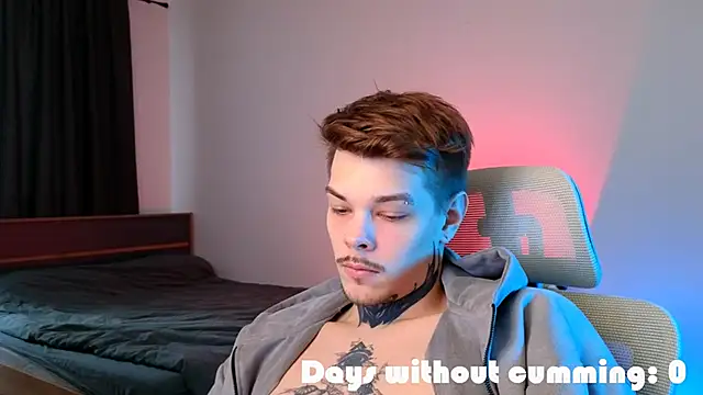 Snapshot of DENIS_HERE chatting on February 2026 06:01:02 AM DENIS HERE online show from February 2026 06:01:02 AM