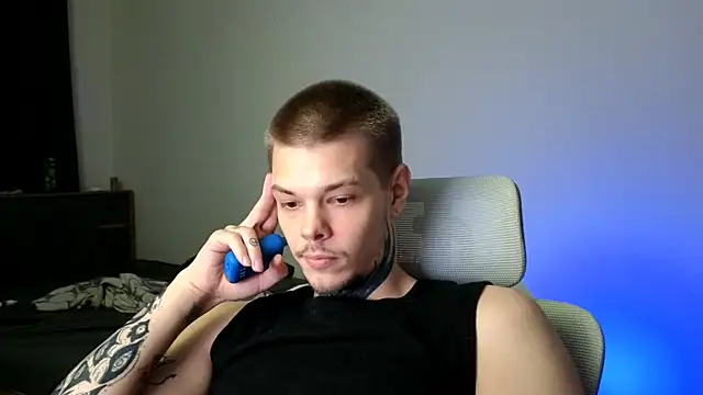 DENIS HERE online show from June 2026 07:09:02 PM