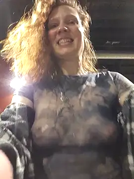 Exhibitionsplit online show from March 2026 10:38:01 PM