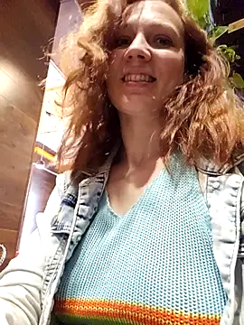 Exhibitionsplit online show from May 2026 11:59:01 AM