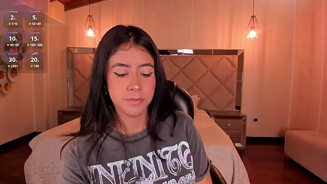 SussanElliot online show from September 2025 09:58:02 AM