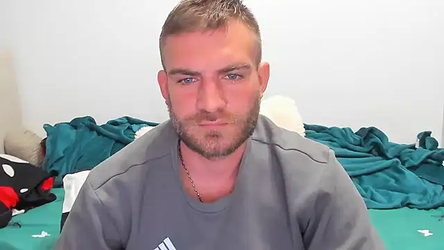 Snapshot of 10in_deluxe chatting on December 2024 11:57:02 AM 10in deluxe online show from December 2024 11:57:02 AM