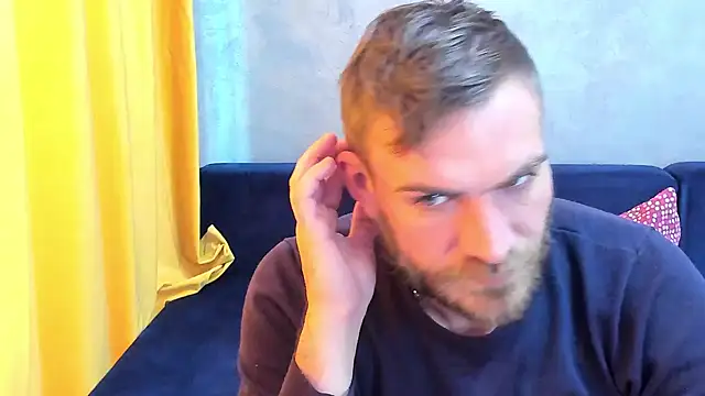 Snapshot of 10in_deluxe chatting on February 2025 09:22:02 AM 10in deluxe online show from February 2025 09:22:02 AM