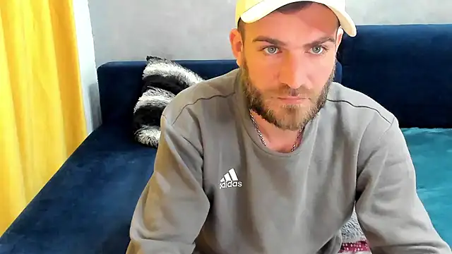 Snapshot of 10in_deluxe chatting on March 2025 05:09:01 AM 10in deluxe online show from March 2025 05:09:01 AM