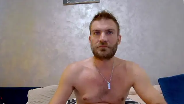 Snapshot of 10in_deluxe chatting on September 2025 06:03:01 AM 10in deluxe online show from September 2025 06:03:01 AM