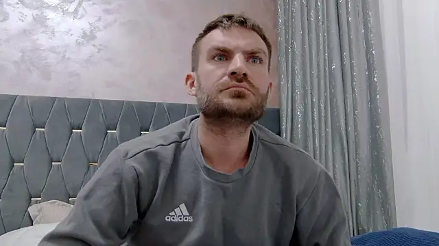 Snapshot of 10in_deluxe chatting on February 2026 10:19:02 AM 10in deluxe online show from February 2026 10:19:02 AM