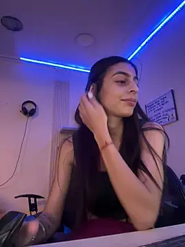 cristel 17 online show from February 2025 05:50:02 AM