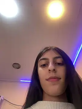 cristel 17 online show from November 2025 04:54:01 PM