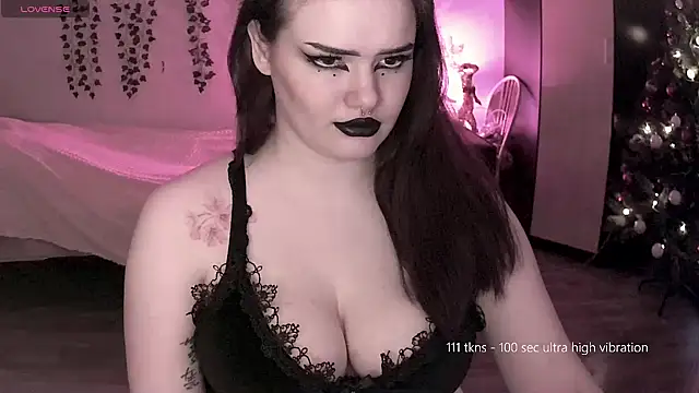 strawberry elfcat online show from December 2024 03:05:02 AM