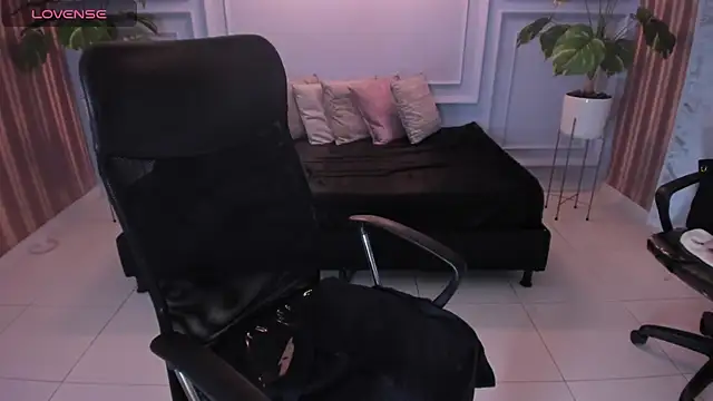 meliboobs  online show from February 2026 09:59:02 PM