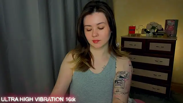 Snapshot of cutie_mili chatting on June 2026 01:39:02 PM cutie mili online show from June 2026 01:39:02 PM