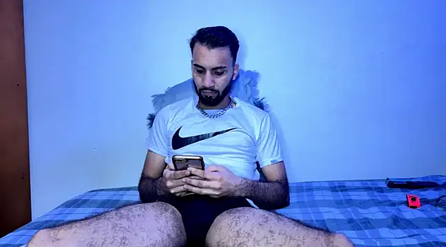 Snapshot of Dar_milk chatting on February 2025 04:40:02 AM Dar milk online show from February 2025 04:40:02 AM