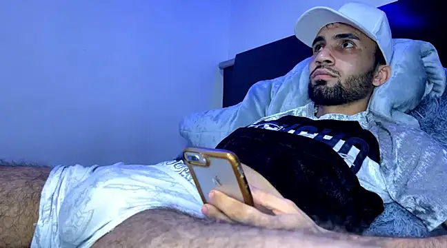 Snapshot of Dar_milk chatting on March 2025 05:31:01 AM Dar milk online show from March 2025 05:31:01 AM