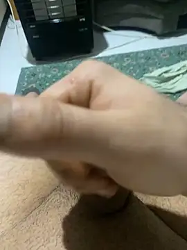 Snapshot of azginnn35 chatting on December 2025 12:50:02 AM azginnn35 online show from December 2025 12:50:02 AM