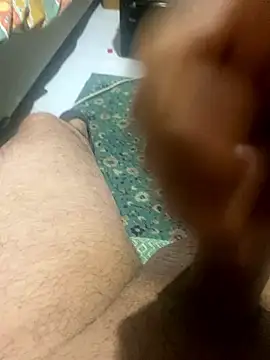 Snapshot of azginnn35 chatting on January 2026 01:33:01 AM azginnn35 online show from January 2026 01:33:01 AM