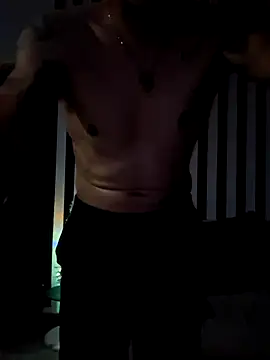 pretorianoo53 online show from December 2025 04:40:02 AM