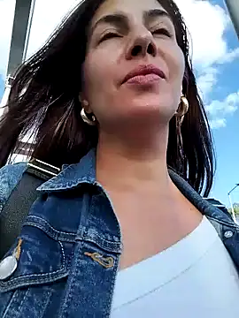 scarlett moore online show from February 2025 09:51:01 PM