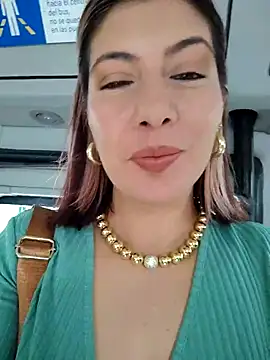 scarlett moore online show from October 2025 01:31:01 PM