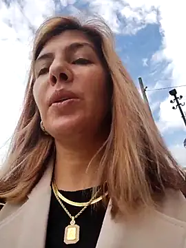 scarlett moore online show from February 2026 02:46:01 PM