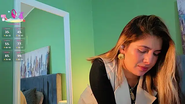 Snapshot of scarlett_moore chatting on April 2026 03:13:01 PM scarlett moore online show from April 2026 03:13:01 PM