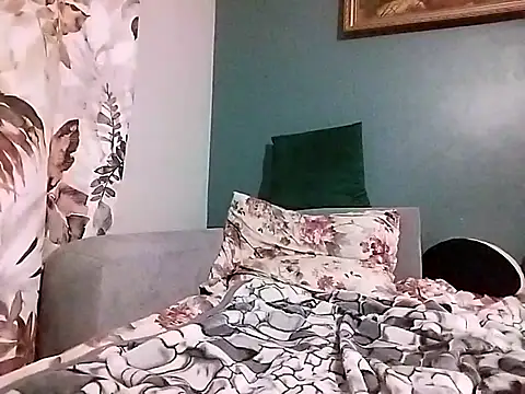 OwlosionyMisiek1991 online show from October 2025 04:35:02 AM