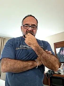 chainjulious online show from October 2025 11:04:02 PM