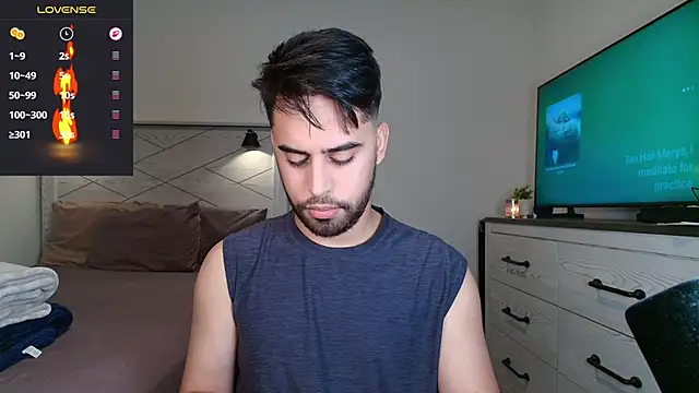 Snapshot of thonylewys chatting on November 2025 05:28:02 PM thonylewys online show from November 2025 05:28:02 PM