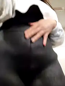 Snapshot of Mia_Novikov chatting on February 2025 06:49:02 PM Mia Novikov online show from February 2025 06:49:02 PM