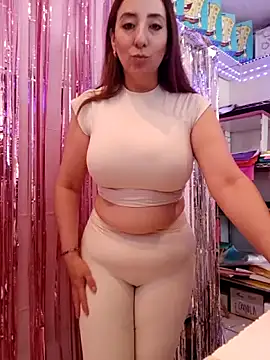 Mia Novikov online show from June 2026 12:00:01 AM