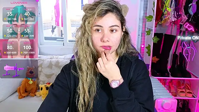 Tawny cox online show from February 2025 10:45:01 AM