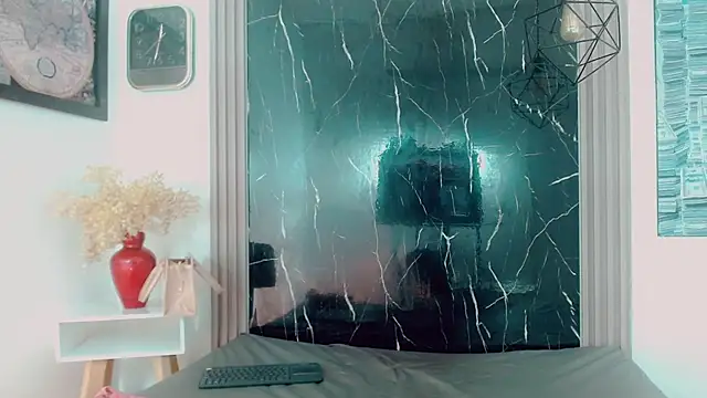 Snapshot of hilary_rodriguez chatting on April 2026 07:30:02 PM hilary rodriguez online show from April 2026 07:30:02 PM