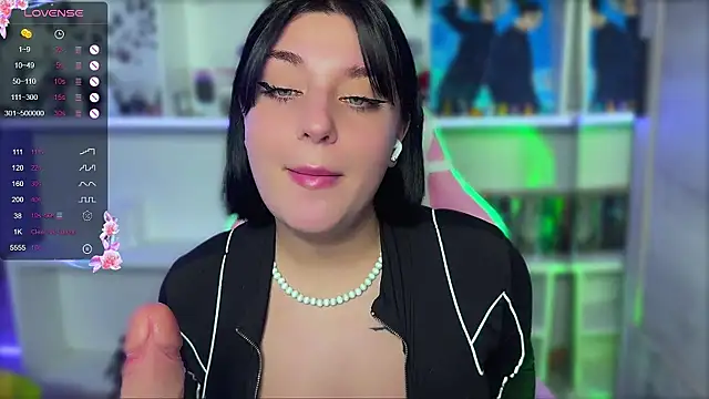 Snapshot of rich_peaches chatting on January 2025 11:19:01 PM rich peaches online show from January 2025 11:19:01 PM