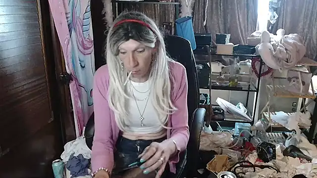 Ombeline1 online show from September 2025 12:07:01 PM