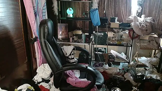 Ombeline1 online show from September 2025 12:31:02 PM