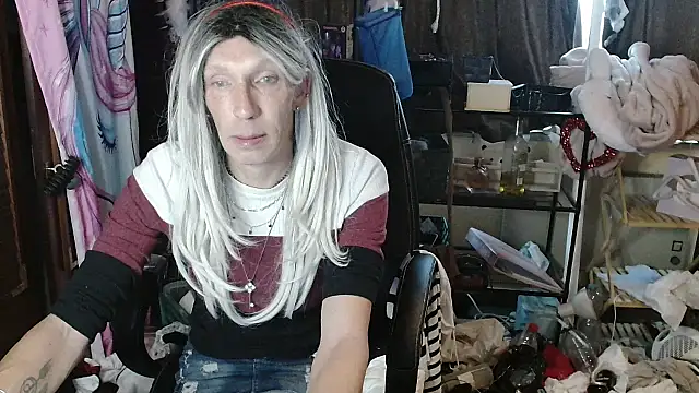 Ombeline1 online show from October 2025 04:16:01 PM