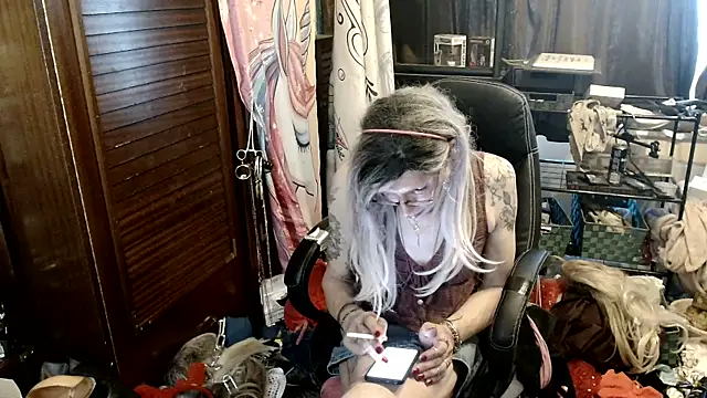 Ombeline1 online show from May 2026 04:36:02 PM