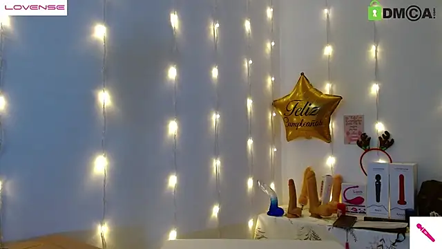 Hot Candy  online show from December 2024 07:42:02 PM