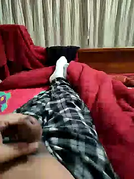 Snapshot of Nuttysub chatting on January 2025 02:11:02 AM Nuttysub online show from January 2025 02:11:02 AM